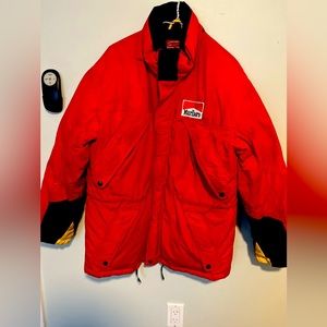 VINTAGE Marlboro puffer jacket.